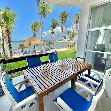 Bttm Floor Beachfront Condo In Half Moon Bay Akumal